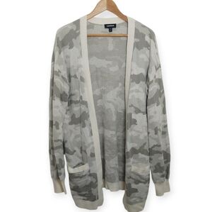 Express Women's Size Large Cardigan Sweater Gray Camouflage